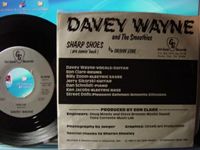 DAVEY WAYNE / SHARP SHOES
