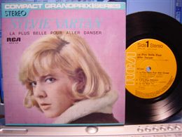 SYLVIE VARTAN / LA PLUS BELLE POUR ALLER DANSER