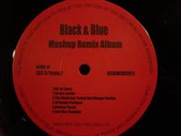 WEEZER / BLACK & BLUE