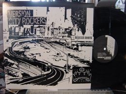 VERSION CITY ROCKERS / DARKER ROOTS