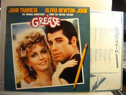 JOHN TRAVOLTA & OLIVIA NEWTON-JOHN / GREASE